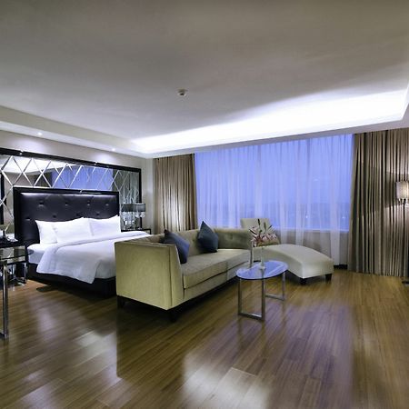 The Alana Hotel & Convention Center Solo By Aston Exteriér fotografie