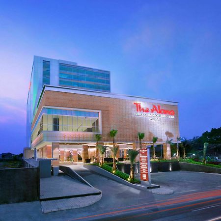 The Alana Hotel & Convention Center Solo By Aston Exteriér fotografie