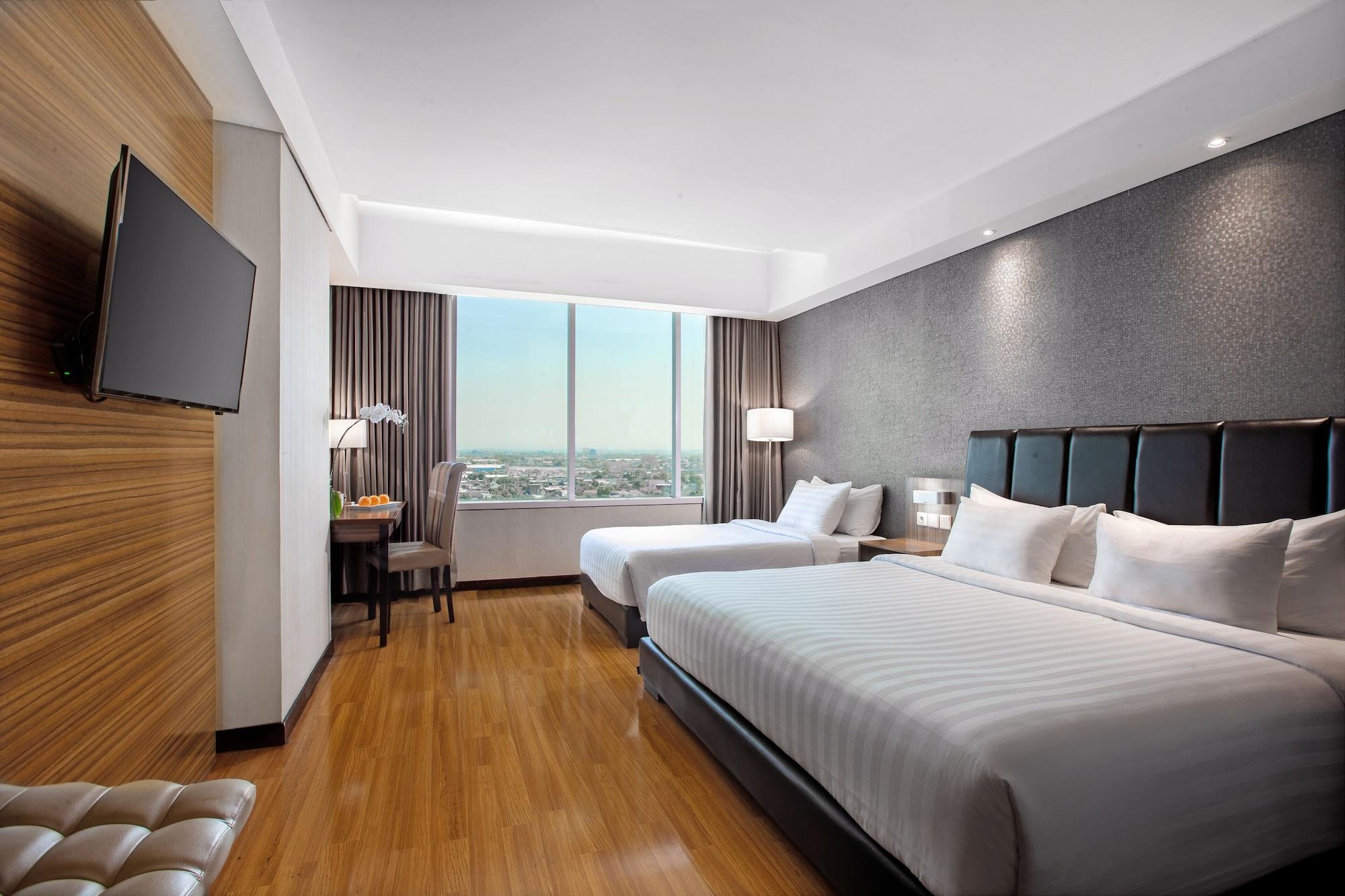 The Alana Hotel & Convention Center Solo By Aston Exteriér fotografie