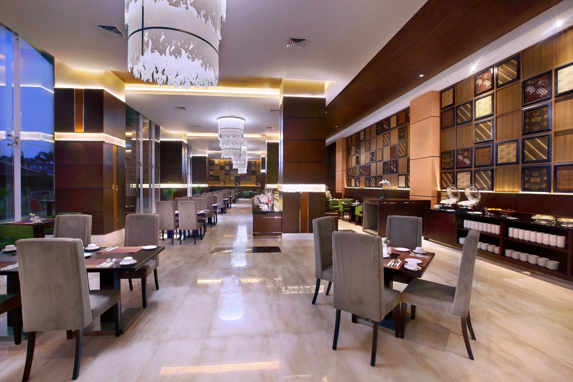 The Alana Hotel & Convention Center Solo By Aston Exteriér fotografie