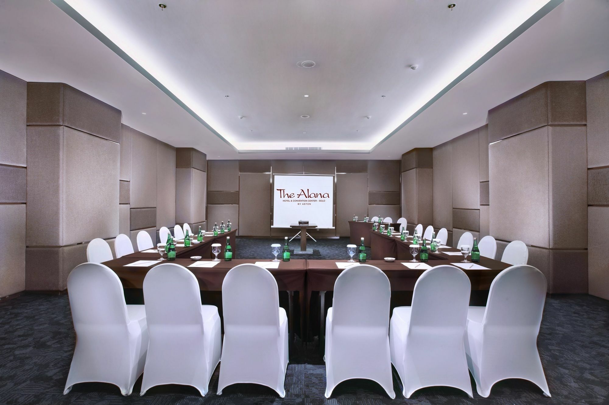 The Alana Hotel & Convention Center Solo By Aston Exteriér fotografie